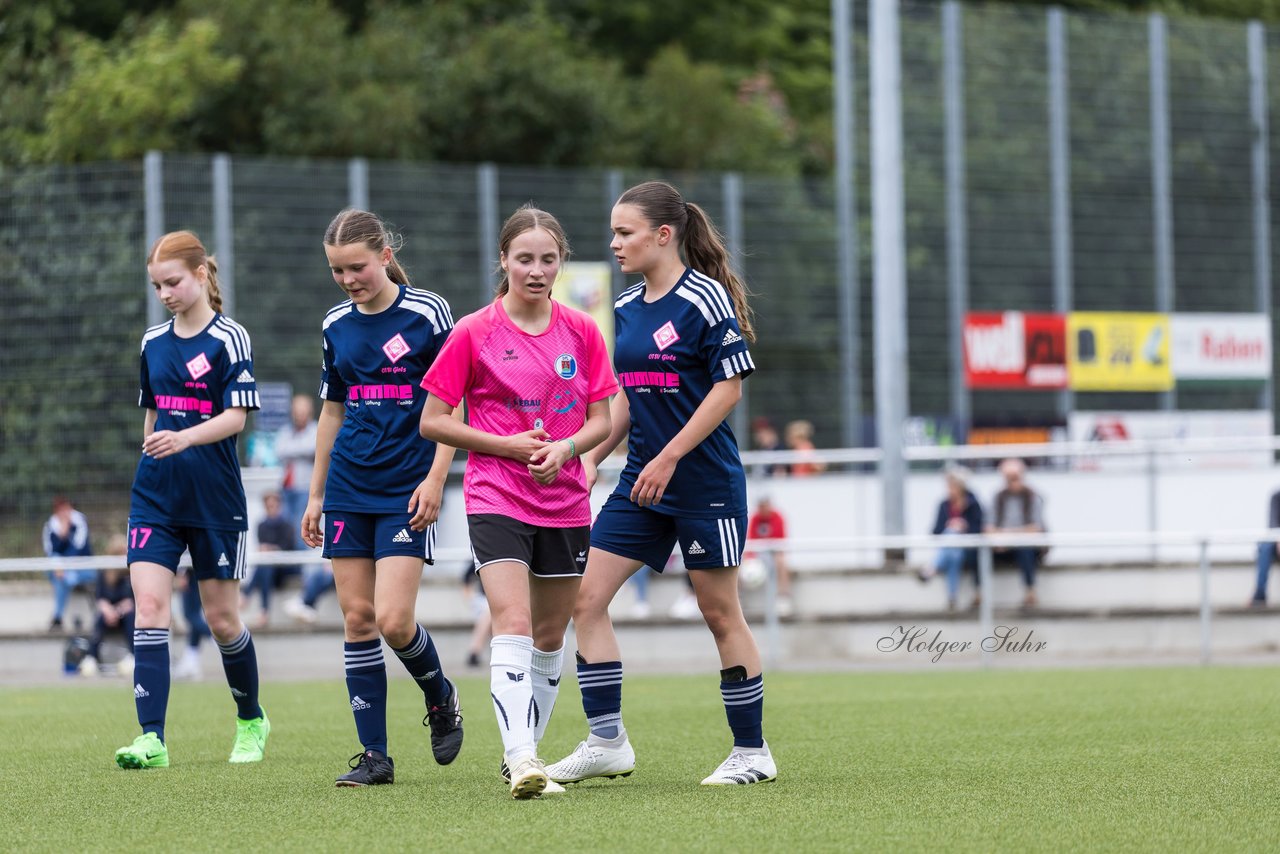 Bild 180 - wCJ Osterroenfelder TSV - VfL Pinneberg : Ergebnis: 0:15